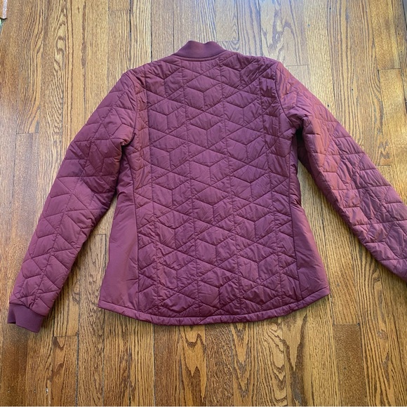 Duluth Trading Co Women's Agiloft Puffer Jacket - Burgundy Medium - Picture 5 of 6